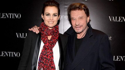 GALA VIDEO - Comment les accu­sa­tions de viol contre Johnny Hally­day ont renforcé son couple avec Laeti­cia