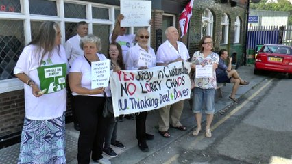 Campaigners in Dover have backed calls for a second Brexit referendum