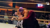 Escándalo en la WWE: un luchador apuñala y muerde la cabeza de un árbitro... ¡por dinero!