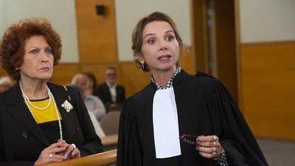 GALA VIDEO - Les tenues surprenantes de Victoria Abril