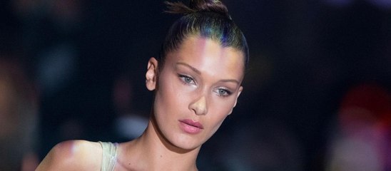 GALA VIDEO - Bella Hadid, nouvelle reine des podiums