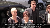 GALA VIDEO - Stars et mamans au défilé Chanel haute couture 2017