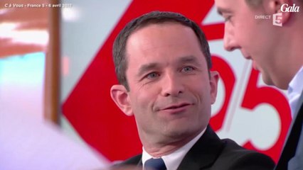 GALA VIDEO - Benoit Hamon aime bien Charlize Theron