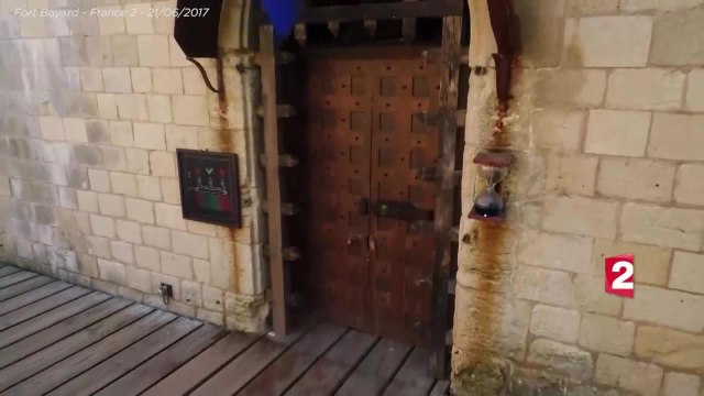 GALA VIDEO - Enora Malagré galère sur les cylindres de Fort Boyard
