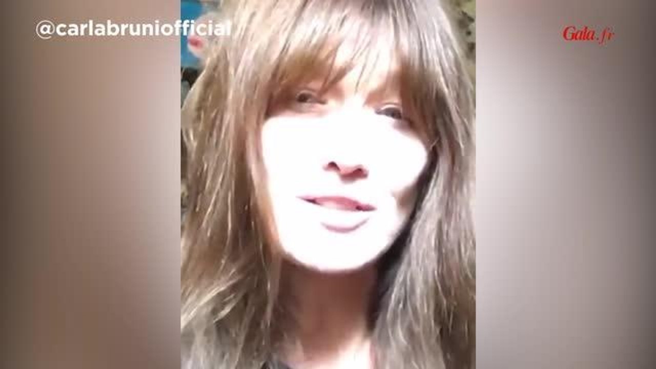 GALA VIDEO - Carla Bruni chante Bob Dylan