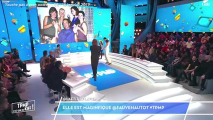 GALA VIDEO - Fauve Hautot surprise par sa deuxième maman sur le plateau de TPMP