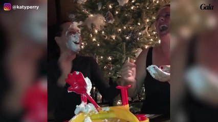 GALA VIDEO - Orlando Bloom et Katy Perry : leurs vacances un peu tartes
