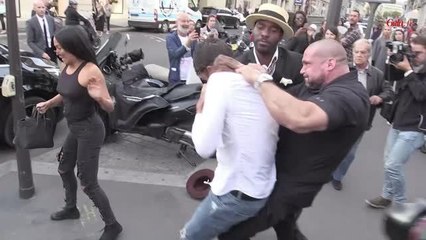 GALA VIDEO - Kim Kardashian victime de Vitalii Sediuk