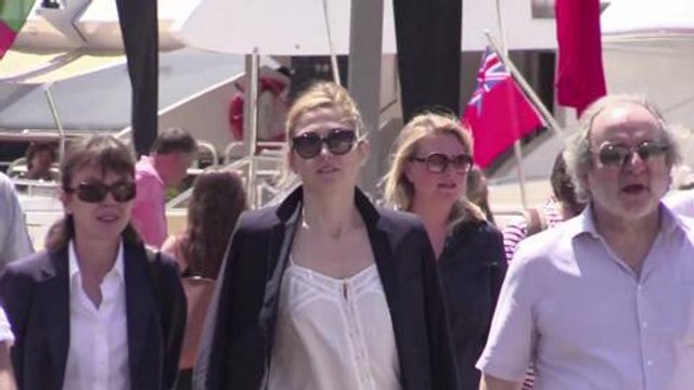 galafr- julie gayet à Cannes