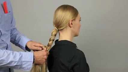 GALA VIDEO - Tuto coif­­fure : Comme un « hair » d'... Alice Isaaz