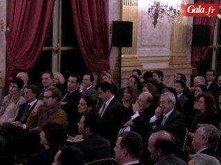 Des Trombinoscopes remis aux politiques "en vue"