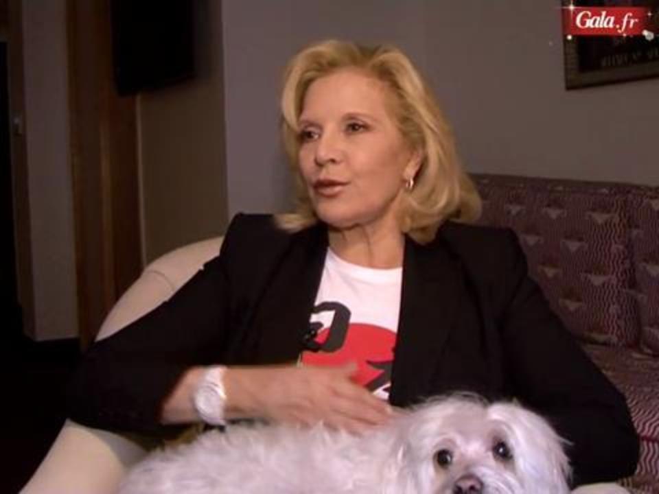 Sylvie Vartan sort son nouvel album Soleil Bleu