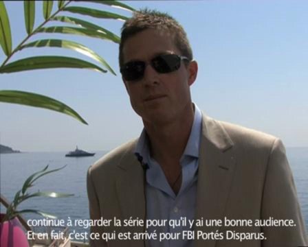 En aparté: Eric Close, de FBI Portés Disparus