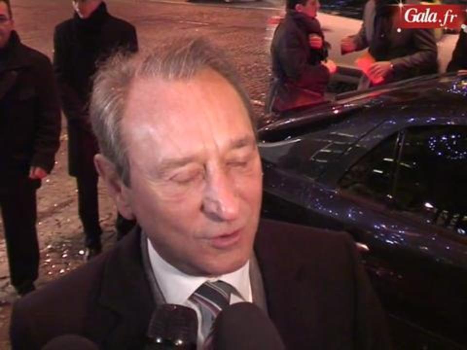 Mélanie Laurent allume les Champs-Elysées