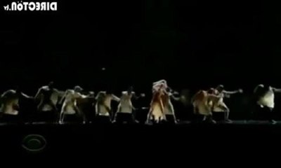 Lady Gaga interprète Born This Way