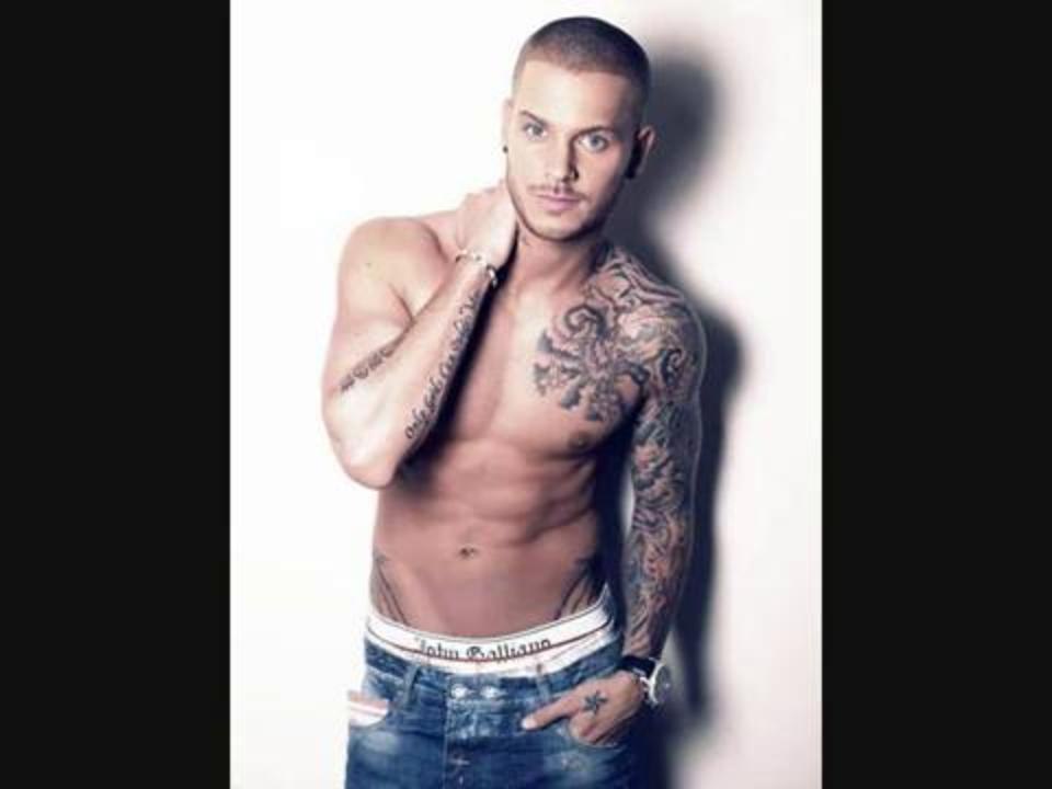 M Pokora, A nos actes manqués