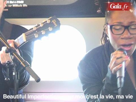 Concert de Asa dans l'Id TGV