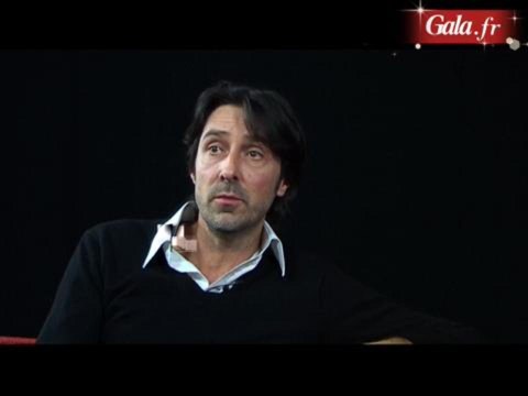 Christophe Josse commente son défilé sur le canapé de Viviane Blassel