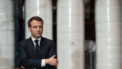 GALA VIDEO - Emmanuel Macron bien renseigné : il se régale des notes des services d’espionnage