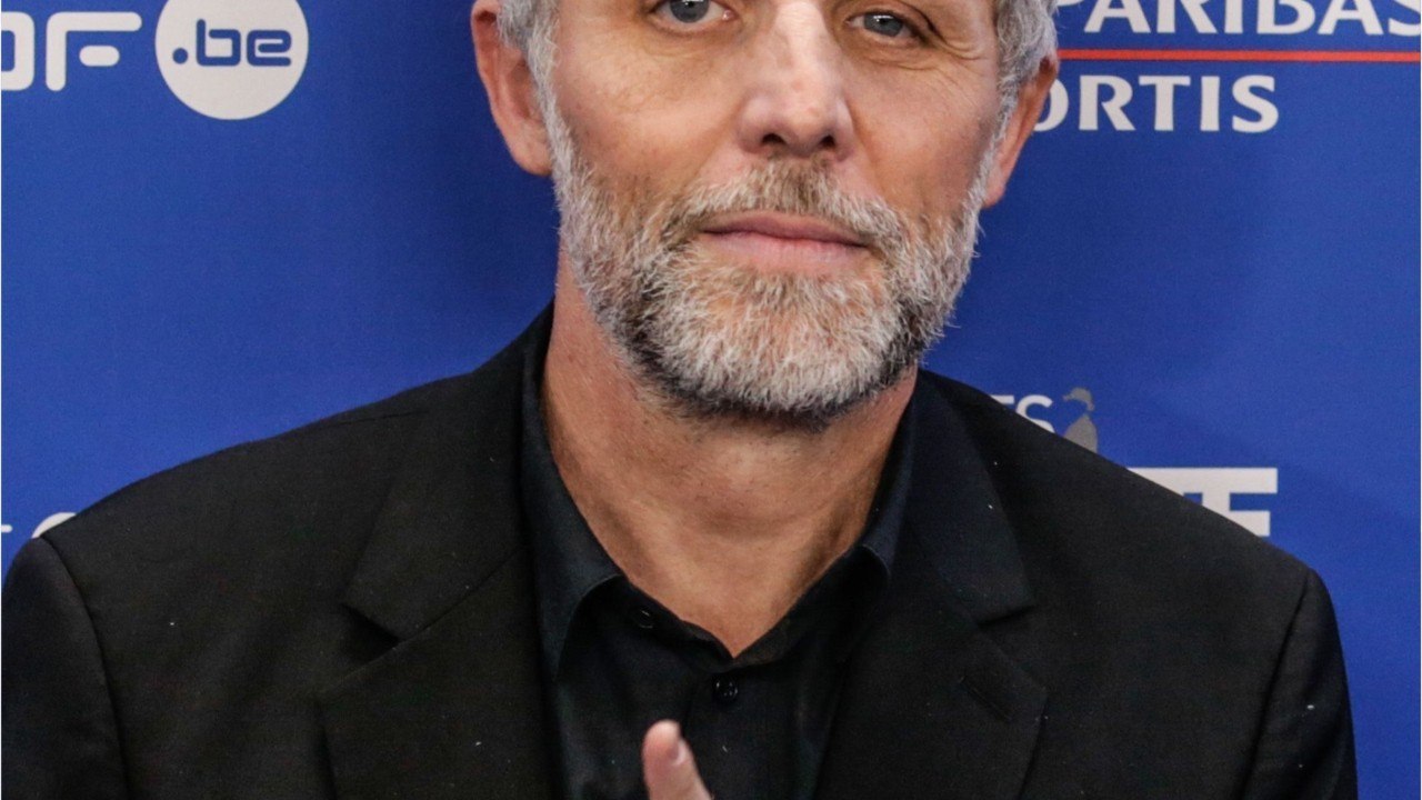 GALA VIDEO - Stéphane Guillon interpelle Jean-Luc Mélenchon et se gausse de ses contradictions : « Du grand art ! "