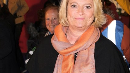 GALA VIDEO - Marina Carrère d'Encausse (Le Magazine de la santé) fatiguée : « Je ne pourrai pas tenir tout l'été "