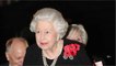 GALA VIDÉO - La reine Elizabeth II envoie un message de soutien en pleine crise contre le coronavirus