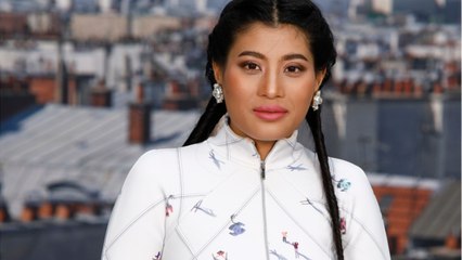 GALA VIDEO : La fille du roi de Thaïlande accusée de profiter du coronavirus