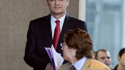 GALA VIDEO - Patrick Devedjian décédé : qui est sa femme Sophie, son « indispensable moitié " ?