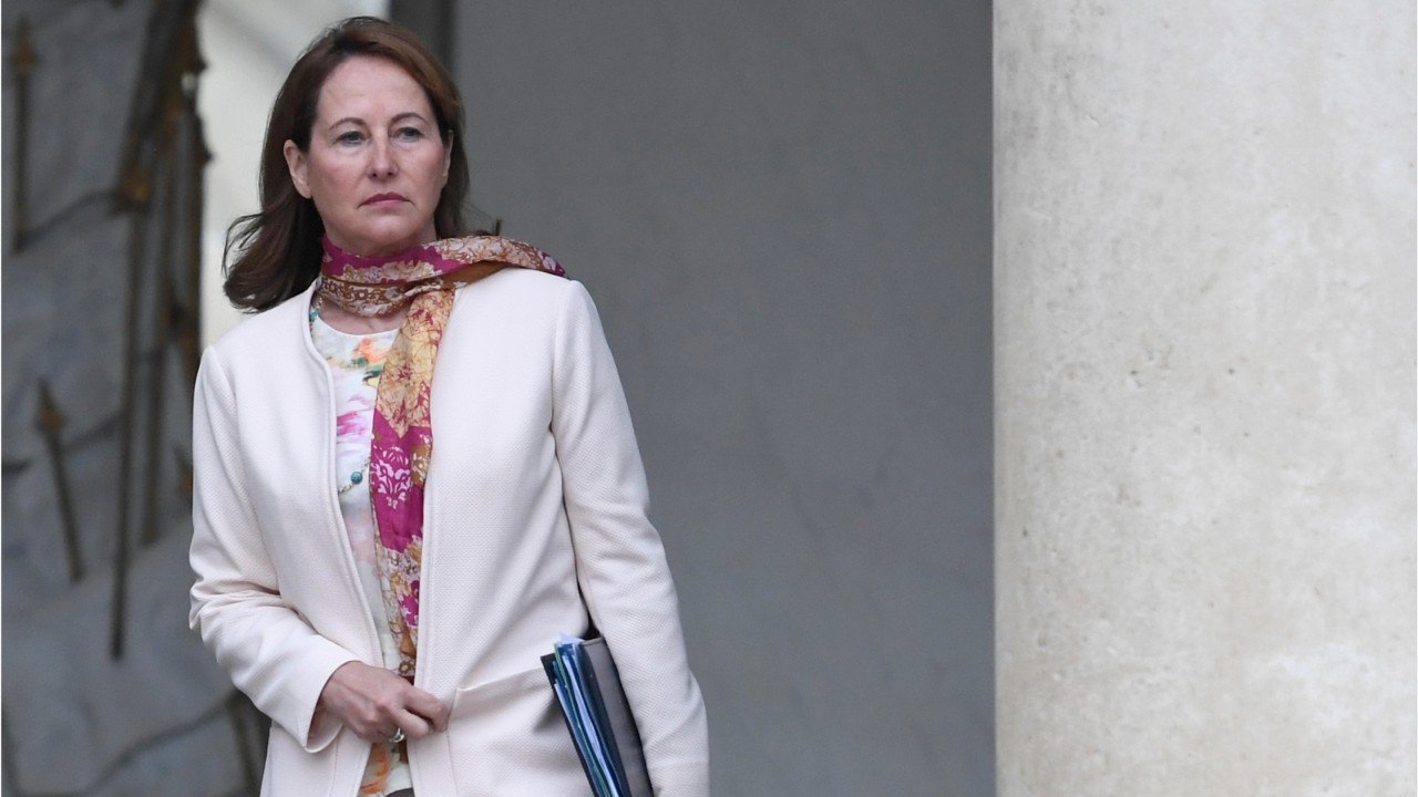 GALA VIDEO -  « Sarkozy, il a ses procès " : Ségolène Royal règle ses comptes avant la présidentielle de 2022
