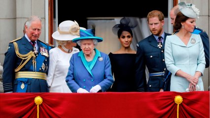 GALA VIDEO - Meghan Markle et Harry : leurs relations avec la famille royale enfin « apaisées " ?