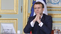 GALA VIDEO - Quand Quand Emmanuel Macron était ennuyé par les conversations des médecins était ennuyé par les conversations des médecins