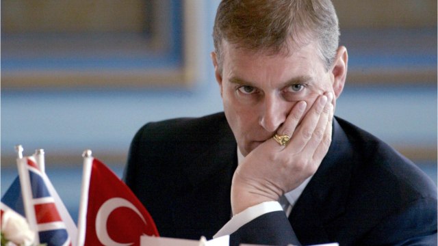 GALA VIDEO - Affaire Epstein : l’accusatrice du prince Andrew ne compte pas se taire