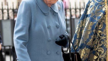 GALA VIDEO - Elizabeth II face à la crise sanitaire : la reine prête à rejoindre le prince Philip en cas d'urgence