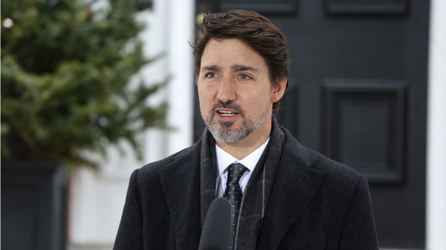 GALA VIDEO - Sophie Trudeau contaminée : c’est son mari le premier ministre Justin Trudeau qui s’occupe des enfants à la maison