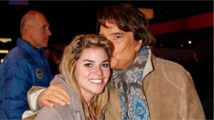 GALA VIDÉO - Confinée, la fille de Bernard Tapie annonce qu’un proche est malade