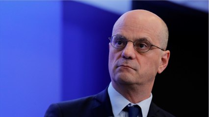 GALA VIDEO - « Plus de la moitié des Français touchés " par la crise : cette déclaration effrayante de Jean-Michel Blanquer