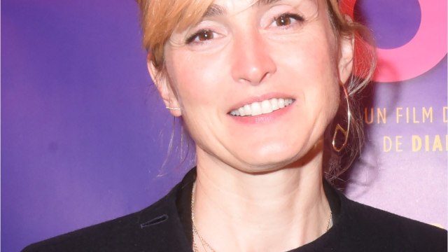 GALA VIDEO - Crise aux César : Julie Gayet s’en mêle