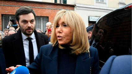 GALA VIDÉO – Brigitte Macron toujours plus sollicitée : elle a reçu un nombre record de lettres l'an dernier
