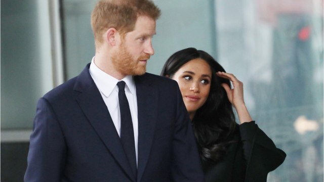 GALA VIDEO - Meghan Markle et Harry envieux d’Eugenie et Beatrice d’York : pourquoi cela se retourne contre eux