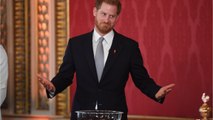 GALA VIDEO - Le prince Harry livre un message subliminal en chanson : “Je voudrais quitter le pays”