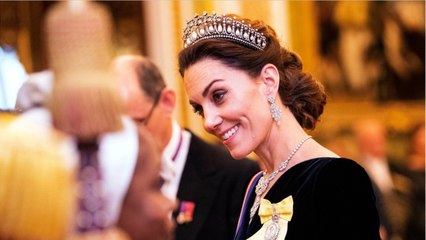 GALA VIDEO - Kate Middleton surprend encore les clients d’un magasin à quelques jours de Noël !