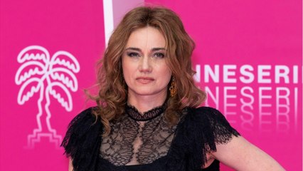 GALA VIDEO - Marine Delterme (Alice Nevers) : ses folles années new-yorkaises avec Carla Bruni