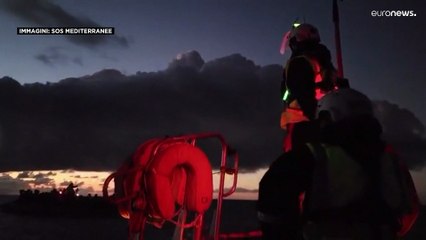 Ocean Viking salva 114 migranti in mare. Il più piccolo è un neonato di 11 giorni