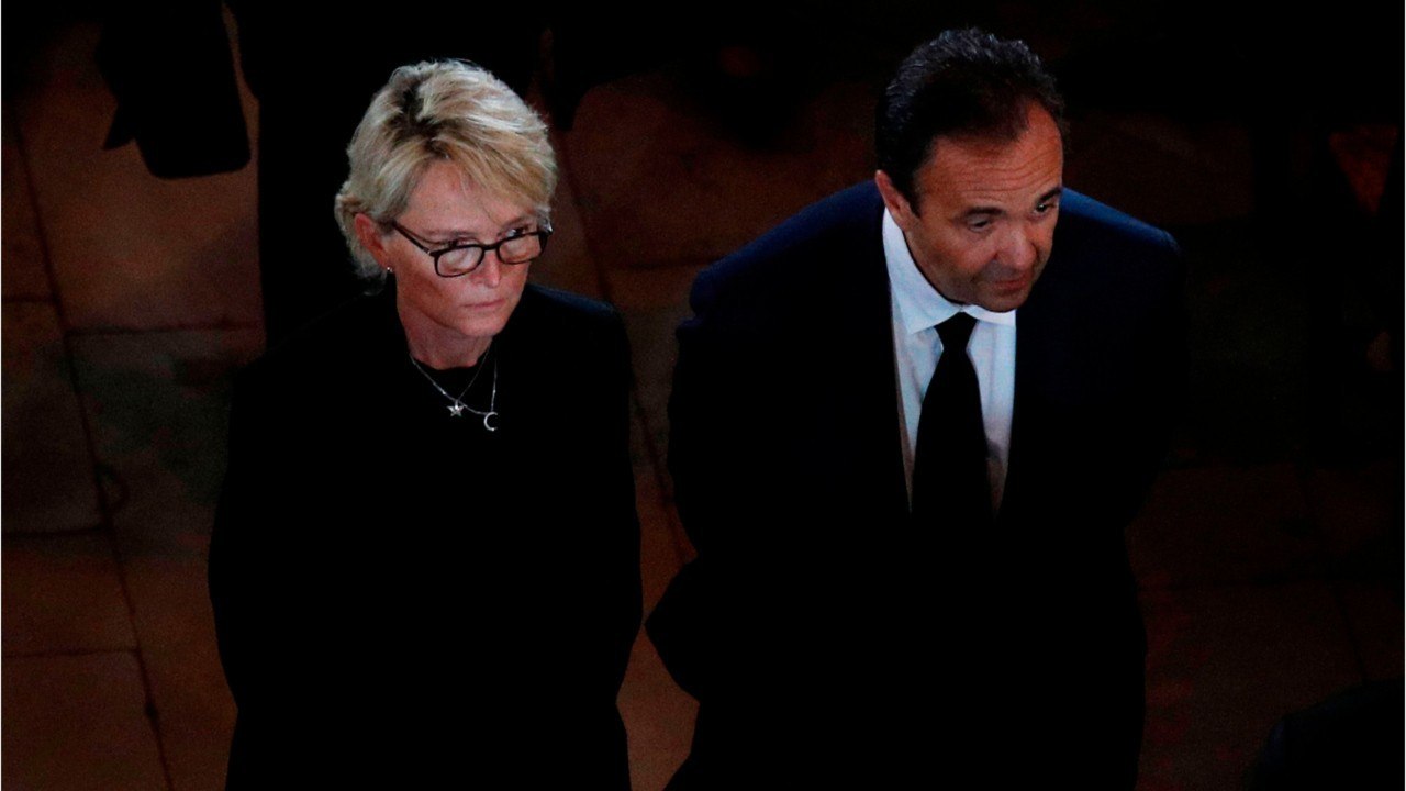 GALA VIDEO - Le gendre de Jacques Chirac Frédéric Salat-Baroux pas franchement apprécié ? Ce surnom peu flatteur