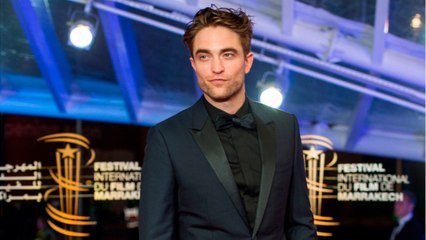 GALA VIDEO - Robert Pattinson, un brin provocateur, évoque une scène de masturbation d’anthologie dans son nouveau film
