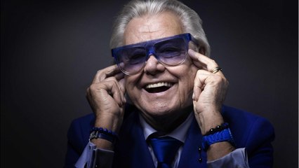 GALA VIDEO - Michou : sa nièce Cathy remet de l’ordre dans ses affaires