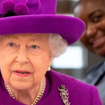 GALA FACEBOOK - Elizabeth II Et Le Prince Philip : La Raison Bouleversante Pour Laquelle Ils Ne Vivent Pas Ensemble (1)