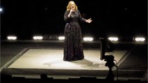 GALA VIDEO : PHOTO - Adele amaigrie et le visage figé : ses fans ne la reconnaissent plus