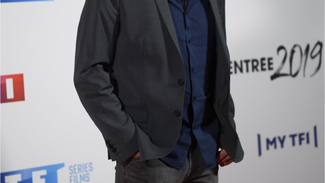 GALA VIDÉO - « Mon guide dans la vie : Denis Brogniart se confie avec émotion sur son père, mort d'un cancer