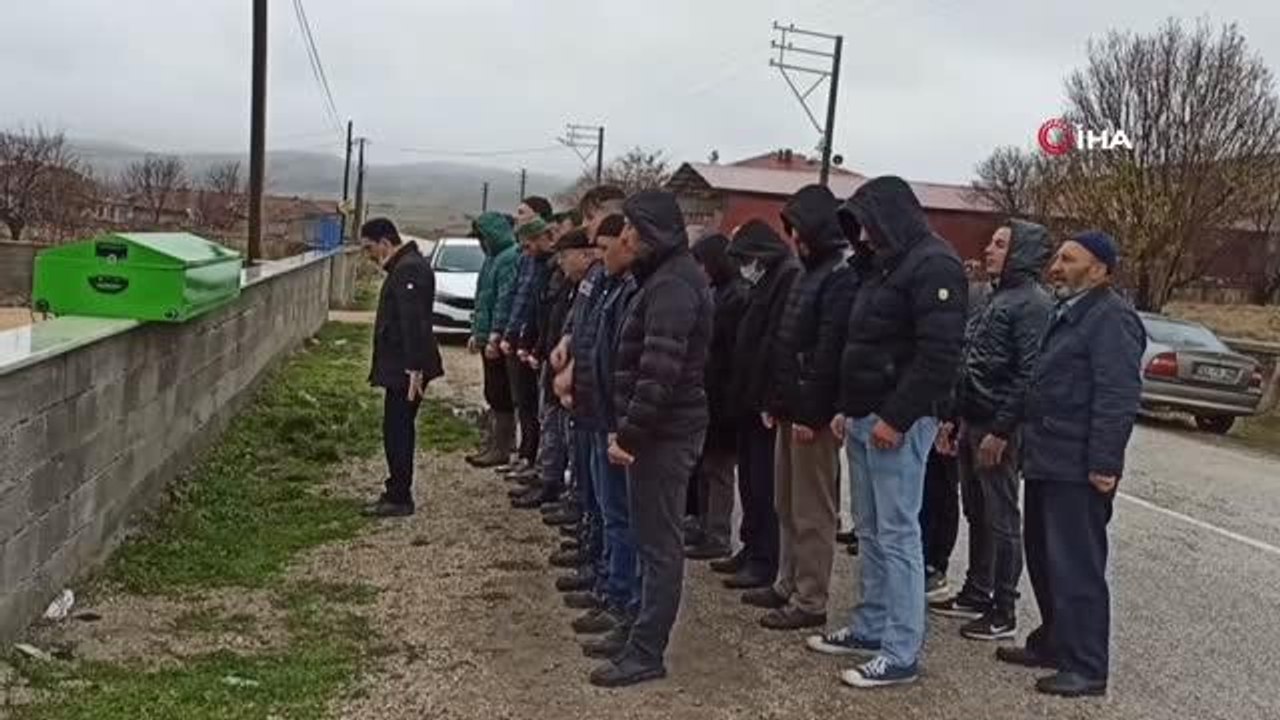 Bir garip defin hikayesi...Kimsesiz adamın öldükten sonra 'yanlışlıkla da' olsa sahibi çıktı